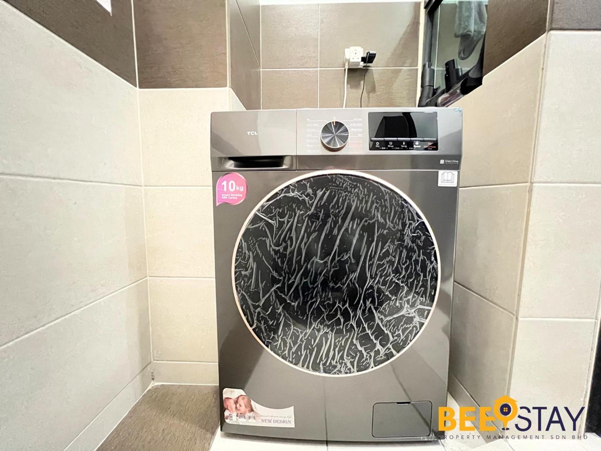 New Listing Klang With Netflix Wifi Swimming Pool View Apartment Exterior photo