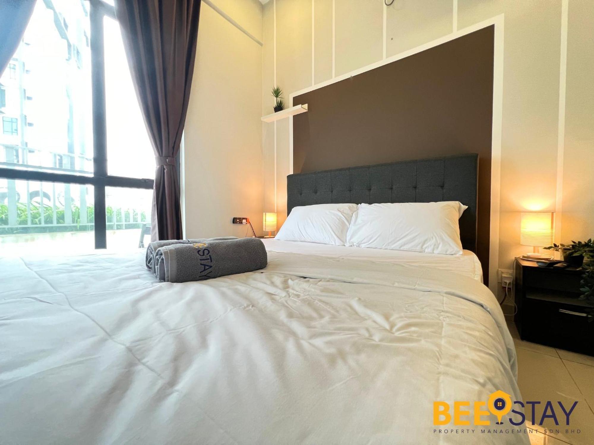 New Listing Klang With Netflix Wifi Swimming Pool View Apartment Exterior photo