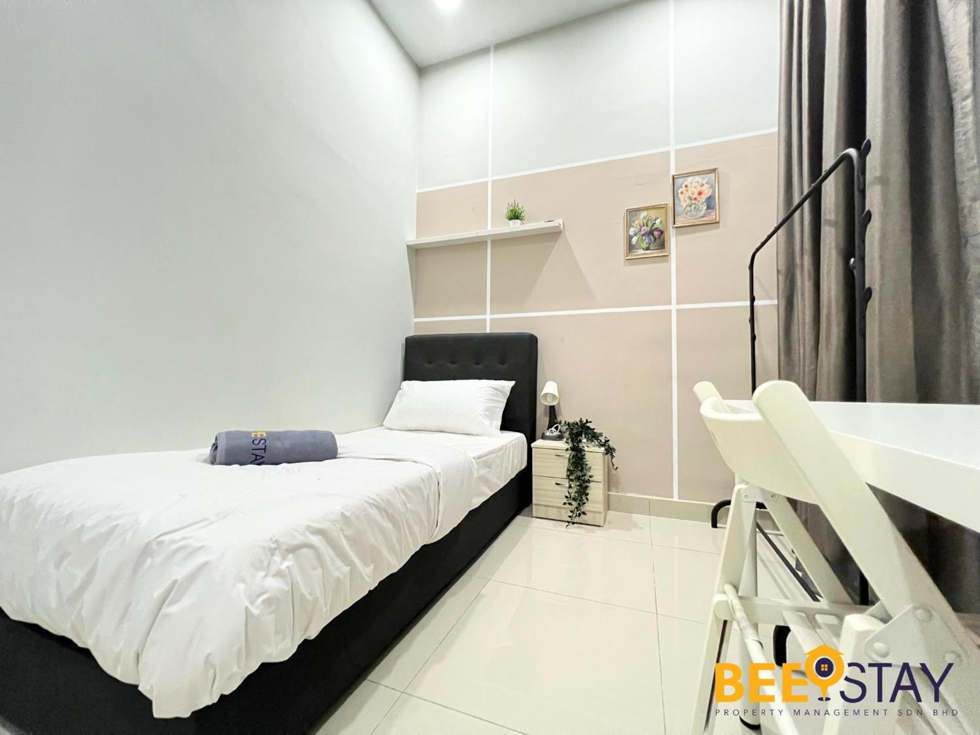 New Listing Klang With Netflix Wifi Swimming Pool View Apartment Exterior photo