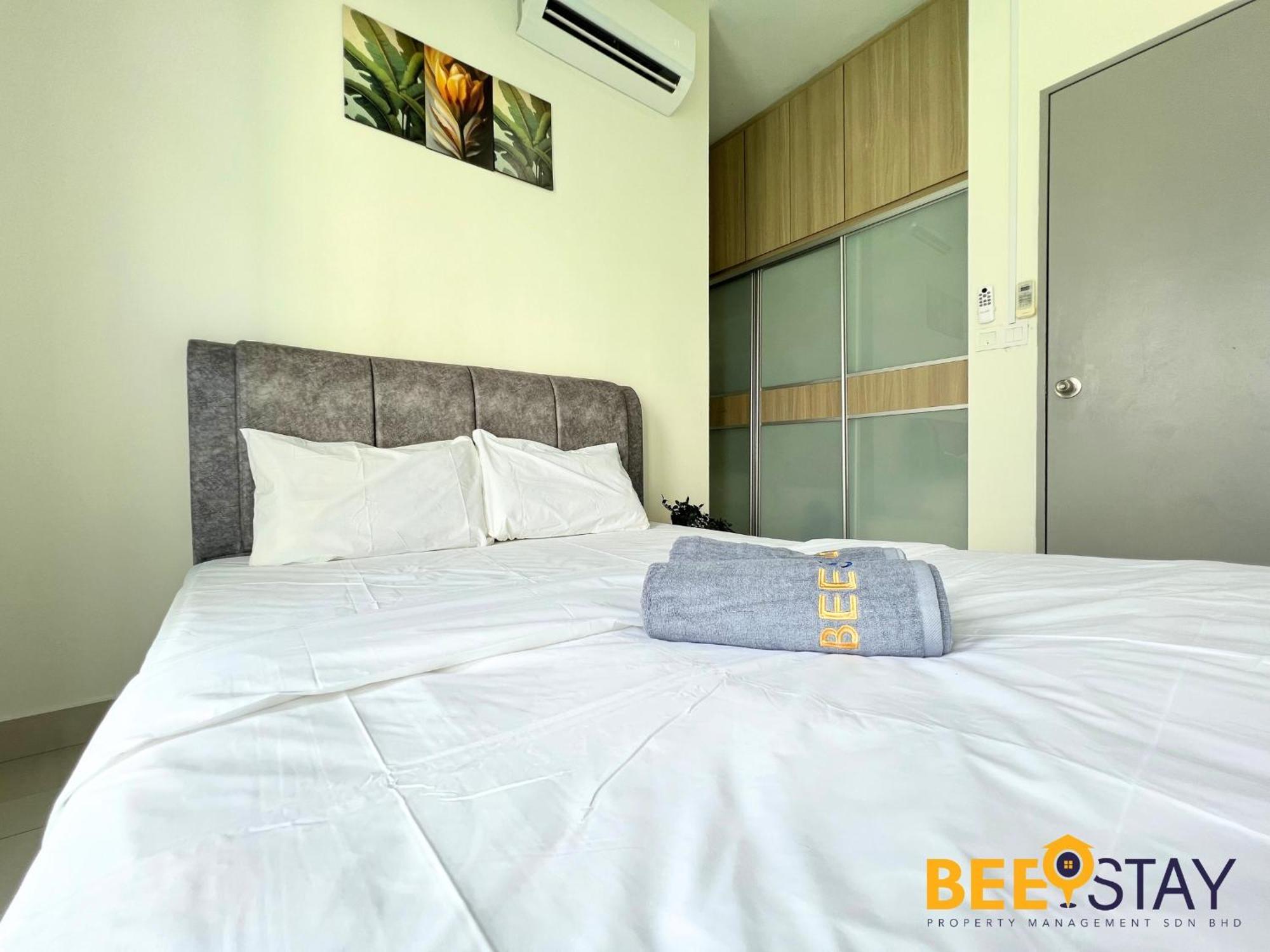 New Listing Klang With Netflix Wifi Swimming Pool View Apartment Exterior photo